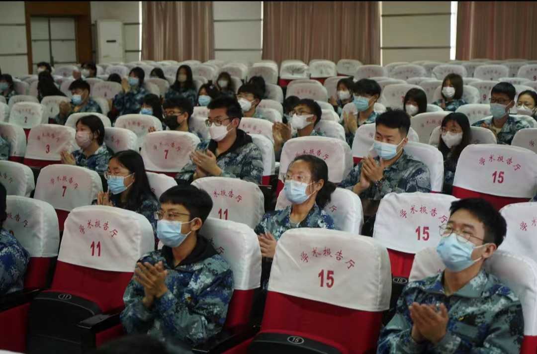 我校組織收聽收看慶祝中國(guó)共青團(tuán)成立100周年大會(huì)上直播