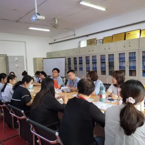 我院召開“服務意識、工作態(tài)度、履職盡責”大討論總結大會