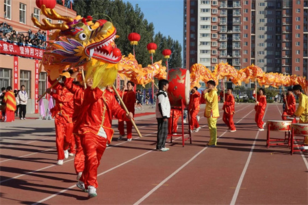 保定理工學(xué)院藝術(shù)學(xué)院- 少年負壯氣，奮烈自有時！