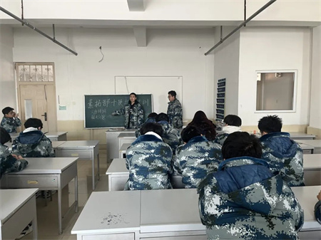 “技能拓展，激發(fā)潛能”——保定理工學(xué)院藝術(shù)學(xué)院開展十項技能培訓(xùn)