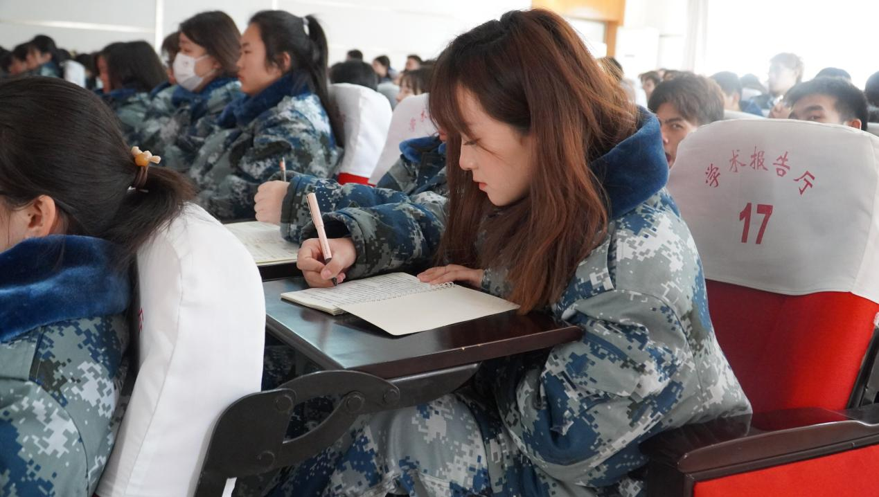 “愛耳護(hù)耳,健康聆聽”愛耳日健康知識講座