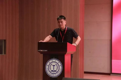 青年馬克思主義者培養(yǎng)工程大學(xué)生骨干培訓(xùn)開(kāi)班儀式