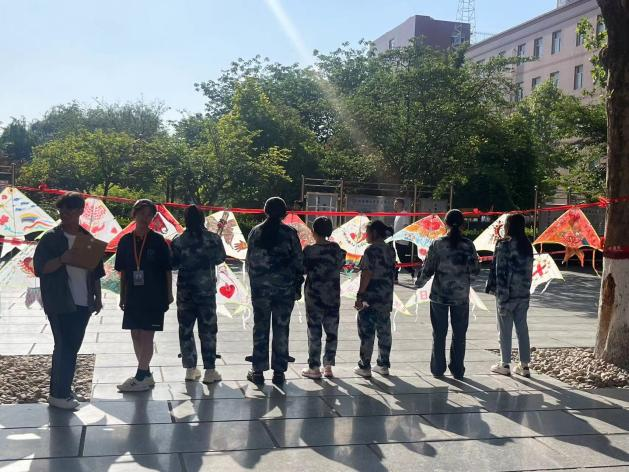 “三獻(xiàn)”進(jìn)校園|“參與三獻(xiàn)樹新風(fēng)，匯聚溫情滿人間”手繪風(fēng)箏放飛活動(dòng)圓滿結(jié)束