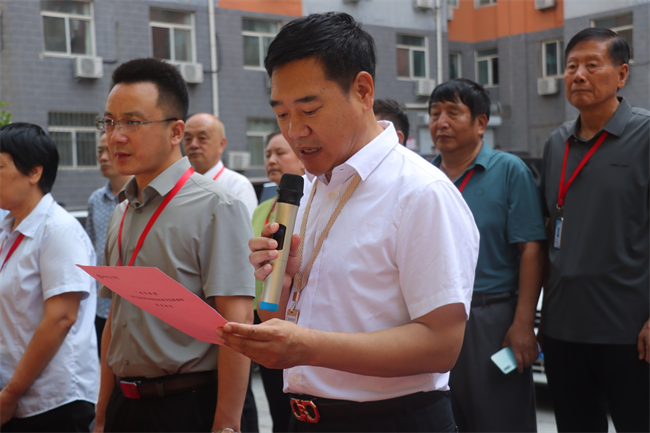 此去提衡霄漢上， 鵬摶鯤運更論程——保定理工學(xué)院教職工私家車喜送畢業(yè)生啟動儀式