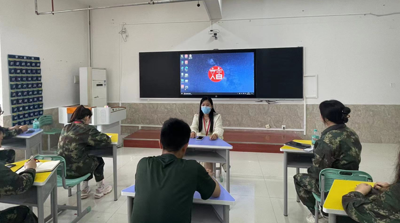 輔導(dǎo)員培訓(xùn)——執(zhí)著努力 攜手共赴星辰大海