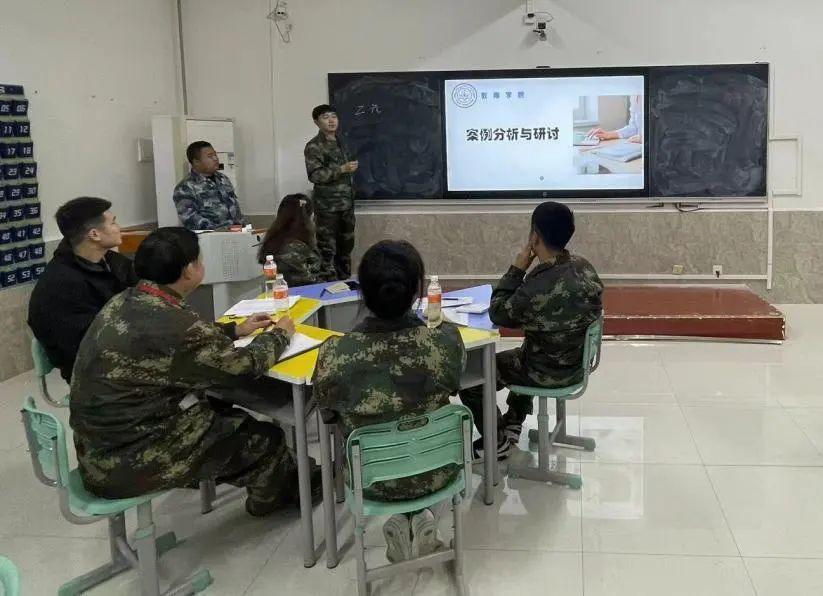 “鑄魂育人守初心，立足崗位擔(dān)使命”輔導(dǎo)員培訓(xùn)
