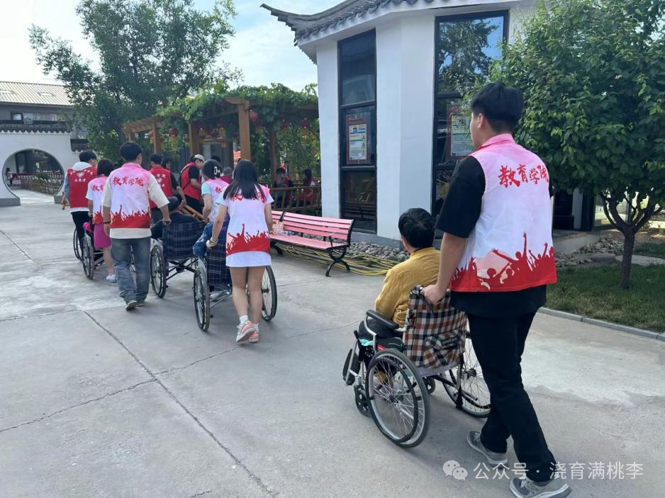 教育學(xué)院成功與善孝居養(yǎng)老院完成孝老敬親實(shí)踐教育基地揭牌！