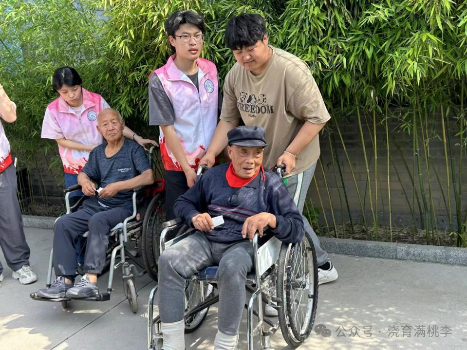 教育學(xué)院成功與善孝居養(yǎng)老院完成孝老敬親實(shí)踐教育基地揭牌！