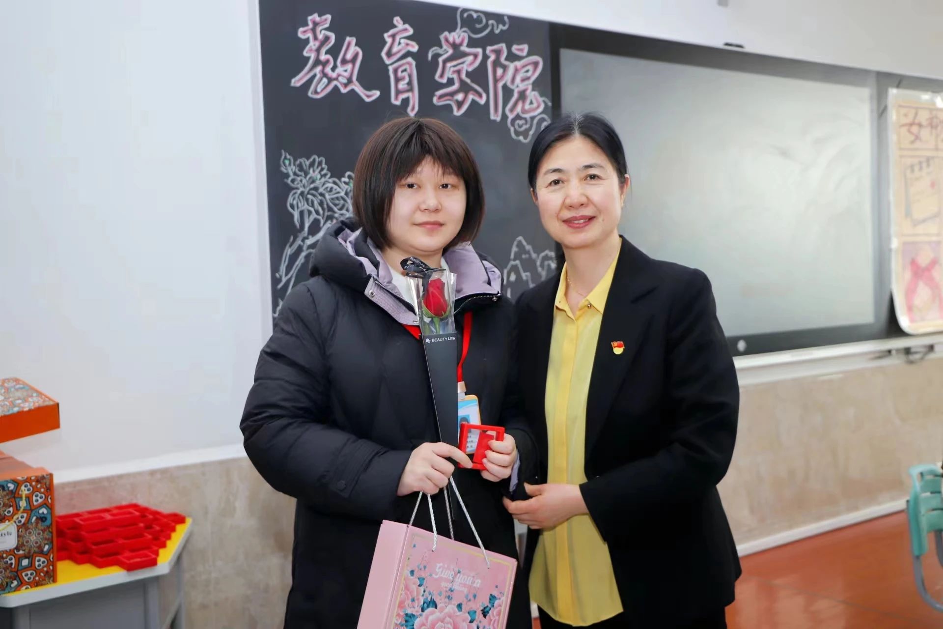 綻放芳華，遇見(jiàn)女神——“3·8女神節(jié)”主題活動(dòng)
