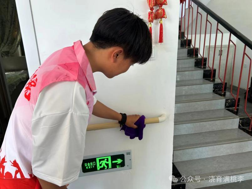教育學(xué)院成功與善孝居養(yǎng)老院完成孝老敬親實(shí)踐教育基地揭牌！