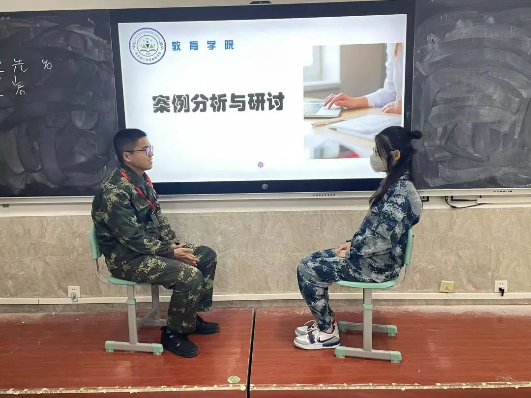 “鑄魂育人守初心，立足崗位擔(dān)使命”輔導(dǎo)員培訓(xùn)