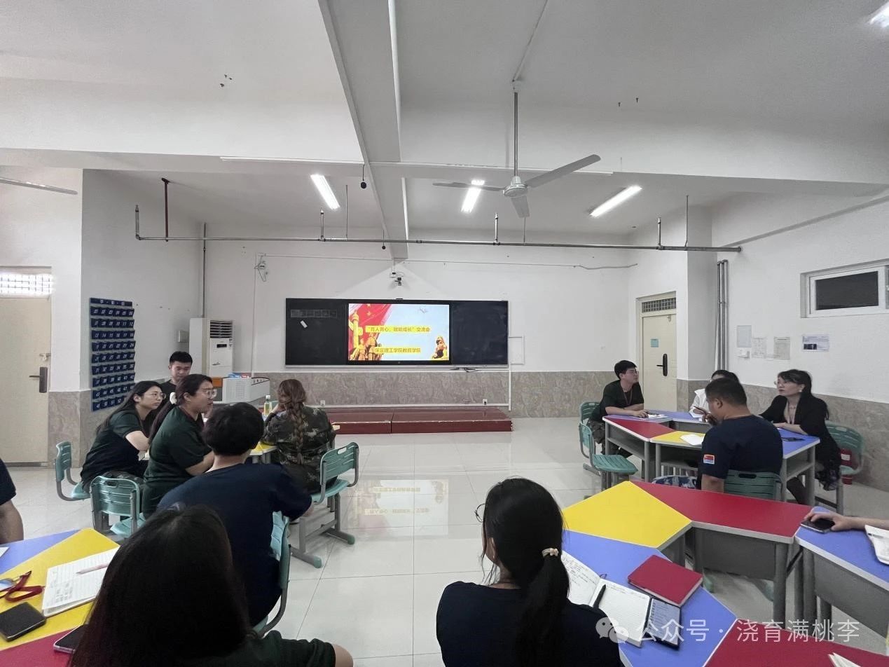 “鑄魂育人守初心，立足崗位擔(dān)使命”輔導(dǎo)員專題培訓(xùn)