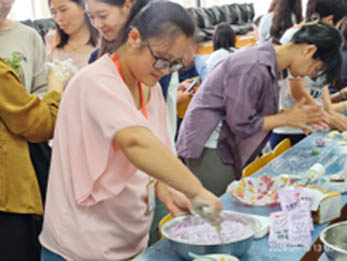 月滿中秋,師恩難忘|信工學(xué)院開展“感師恩，迎中秋”主題活動