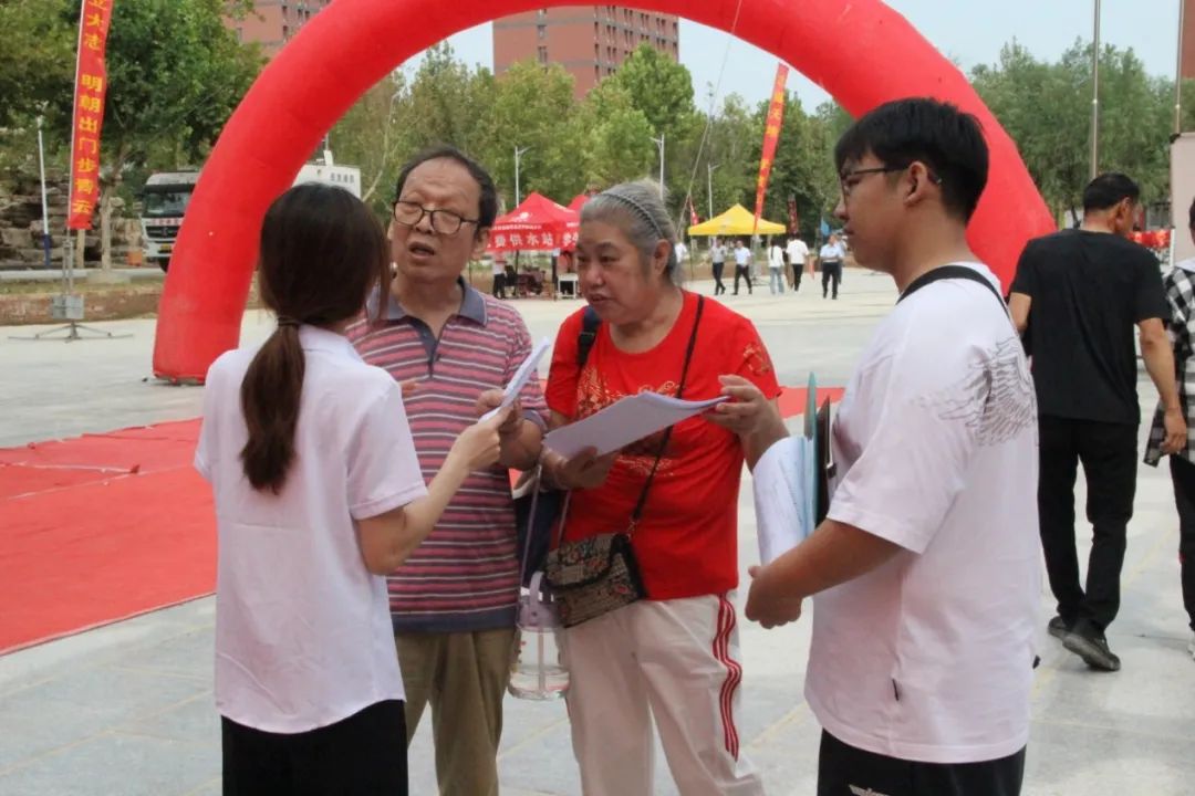 會計學院“攜手同行,實時暖心”