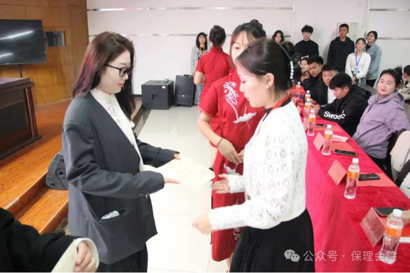 保定理工學院會計學院會計技能大賽：展現(xiàn)專業(yè)風采，鑄就卓越未來