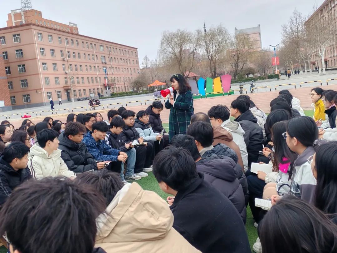 探索職業(yè)航道，校準人生羅盤