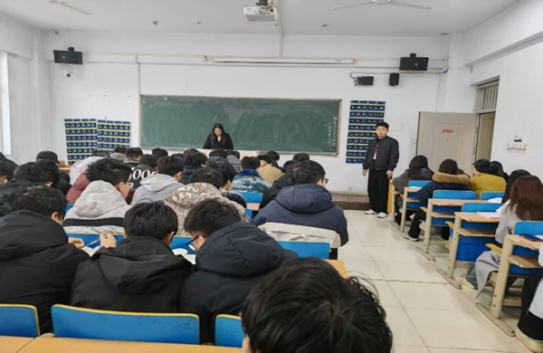 學(xué)風(fēng)建設(shè)|保定理工學(xué)院|管理學(xué)院|點燃學(xué)風(fēng)引擎，驅(qū)動成長航程