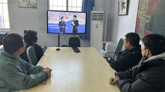 以安全教育之基，筑平安校園之廈——保定理工學(xué)院組織觀(guān)看2025年春季全國(guó)消防安全公開(kāi)課