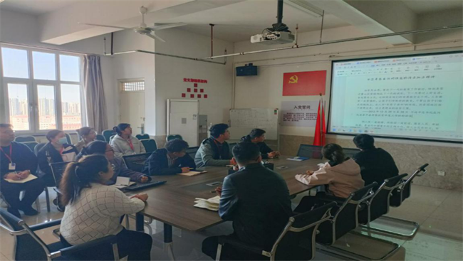保定理工學(xué)院各黨總支扎實(shí)推進(jìn)深入貫徹中央八項(xiàng)規(guī)定會(huì)議精神學(xué)習(xí)教育走深走實(shí)
