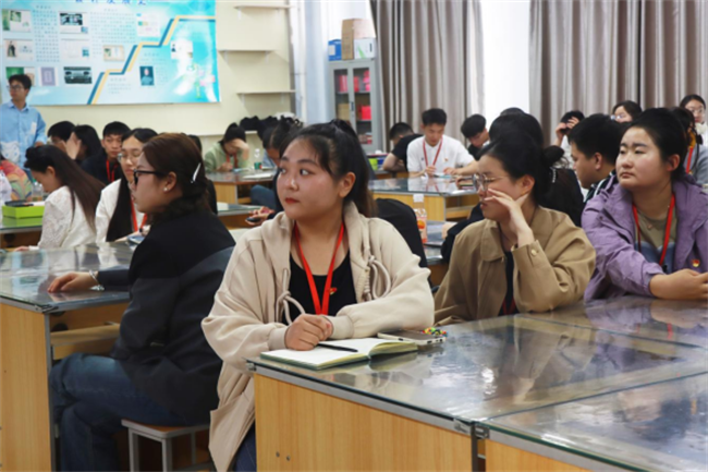 火災無情，預防先行 保定理工學院開展實驗室消防安全專題培訓暨消防應急演練