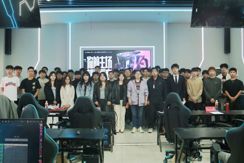 【青春綻放  學(xué)苑風(fēng)采】｜信息科學(xué)與工程學(xué)院｜校際星火 競(jìng)?cè)记啻?| 雙校電競(jìng)友誼賽熱血啟幕