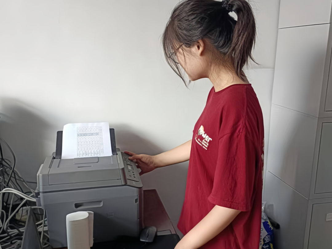 歸巢燕銜春，志愿暖桑梓（四）